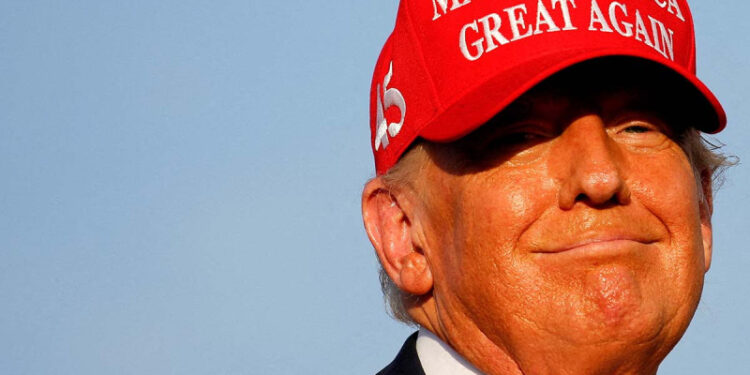 Trump realiza primer acto de campaña rumbo a elecciones de 2024