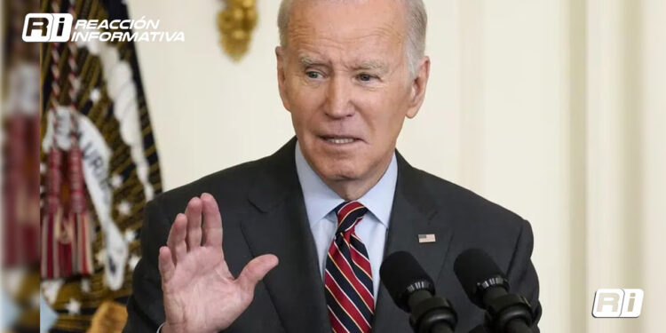 EU pide a sus ciudadanos en Rusia “salir inmediatamente”, tras detención de periodista del WSJ