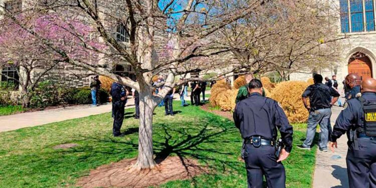 Tiroteo en una escuela cristiana de Nashville, EU deja tres muertos; el atacante fue abatido