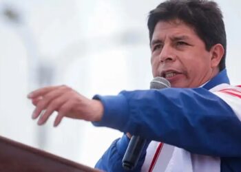 Pedro Castillo, víctima del clasismo y racismo que impera en Perú: AMLO