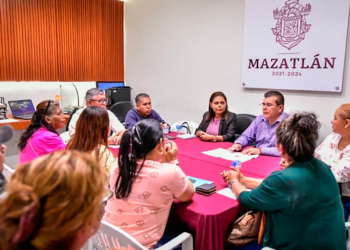 Realizará gestiones Gobierno Municipal para determinar situación legal de predios que habitan familias de la colonia Miguel Hidalgo.