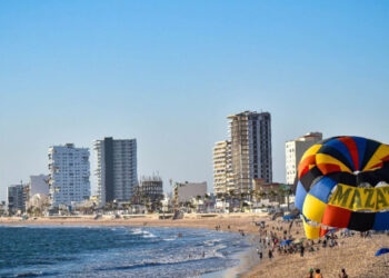 Turistas pueden estar tranquilos al venir a Mazatlán: Barrón Valdez