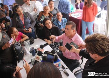 Retiran “habichuelas” que estorbaban el paso de peatones: Alcalde