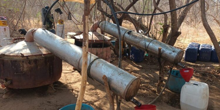 Marina desmantela 8 ‘narcolaboratorios’ en Sinaloa