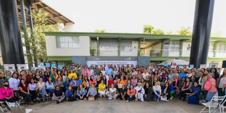 Entrega SEPyC 13.2 mdp en equipos a 202 Centros de educación especial de Sinaloa