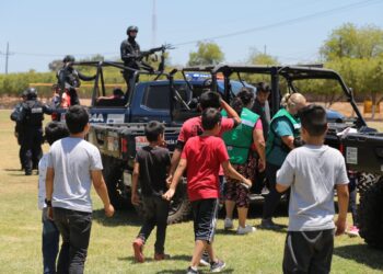 SSP Sinaloa lleva Niñez con Valores a campo agrícola Divemex como parte de Un Día con tu Gobierno