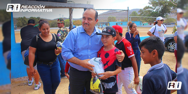 Apoyando al deporte, construimos una mejor sociedad: Memo Romero