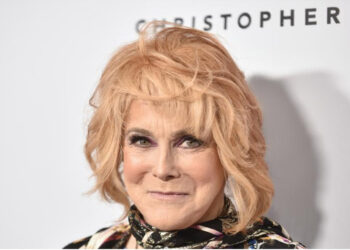 La actriz y cantante Ann-Margret publica nuevo disco de rock a los 81 años