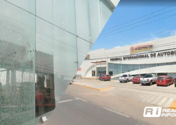 Reportan balazos en central camionera de Mazatlán; uno de los cristales quedó estrellado