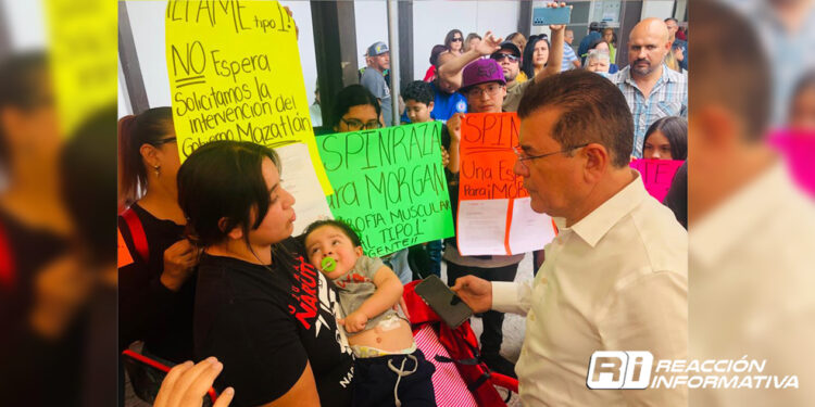 La vida del pequeño Morgan depende de un medicamento que cuesta 3.5 MDP