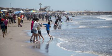 Playas de Eldorado registran alrededor de 15 mil visitantes durante el sábado
