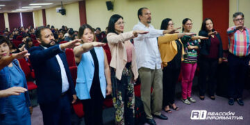 La Secretaria de Turismo, Estrella Palacios, toma protesta a los integrantes del Colegio de Licenciados en Turismo, Hotelería y Gastronomía, Capítulo Sinaloa