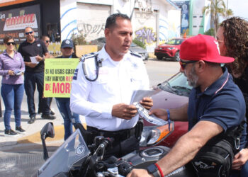 Concientiza Coordinación de Educación Vial sobre respeto a la ley de movilidad sustentable a participantes de la Semana de la Moto