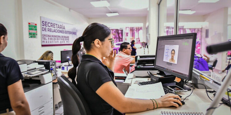 Para tramitar o renovar el pasaporte es eficiente y seguro realizar la cita a través de whatsapp