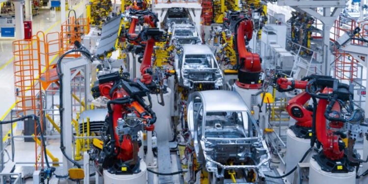 Industria automotriz de México acelera en el primer trimestre de 2023