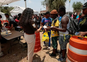 Ciudad de México reacciona con retos ante repentino flujo migratorio