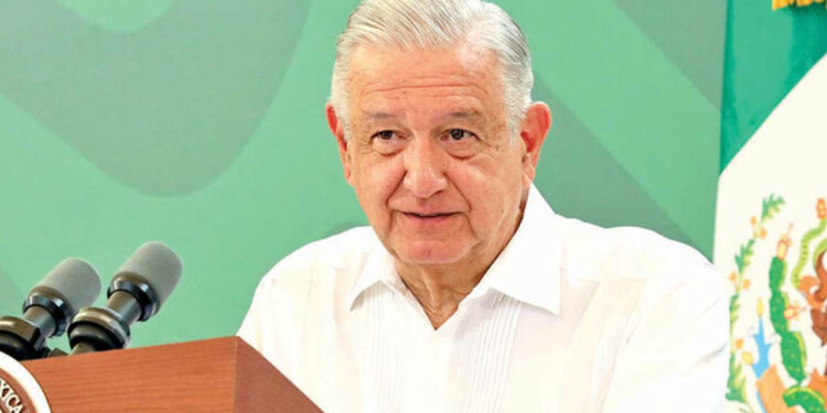López Obrador pide romper con la Corte; quisieron hacer un enjuague, acusa