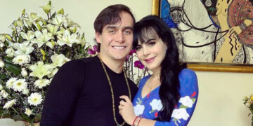 Maribel Guardia muestra dónde están las cenizas de su hijo, Julián Figueroa