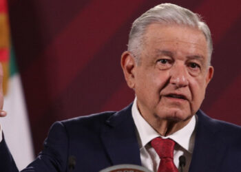 López Obrador retomará actividades antes del fin de semana tras contagio de covid-19