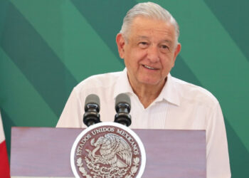 Ebrard agradece mensajes de mandatarios a López Obrador por contagio de covid-19