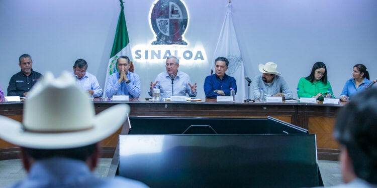 Gobernador Rocha y productores acuerdan trabajar en unidad, y buscar 7 mil pesos por tonelada de maíz y 8 mil para el trigo