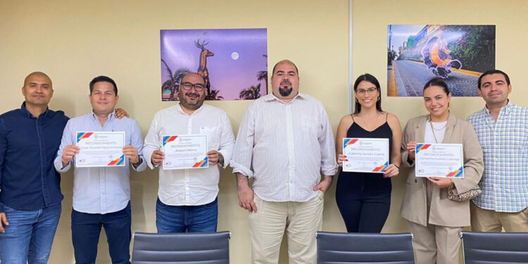 Reconoce Sedectur a capacitadores que han participado en el programa “Distintivo Anfitrión MZT”
