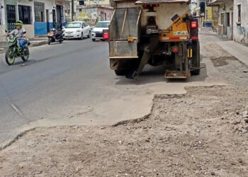 Avanza programa de bacheo para mejoramiento urbano en Mazatlán