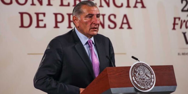 Adán Augusto López lamenta campaña de odio contra AMLO “por intereses políticos” mientras padecía Covid-19