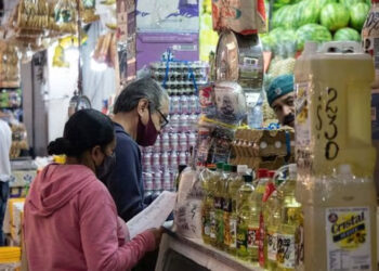 Pequeños negocios, los más afectados si se reducen los días de trabajo: Concanaco