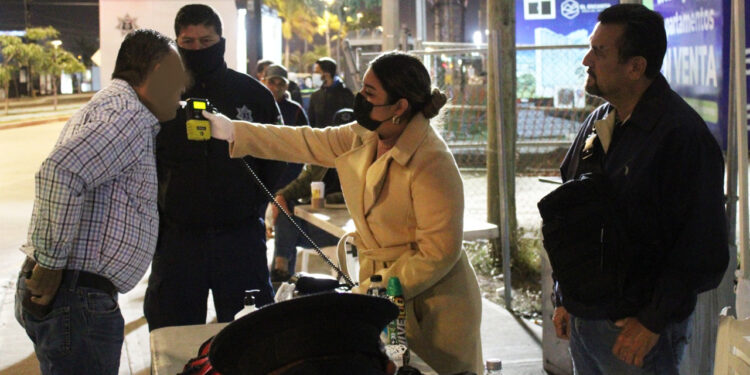 Juez cívico sanciona a 144 conductores por dar positivo en examen alcoholímetro, tres más fueron remitidos a celdas