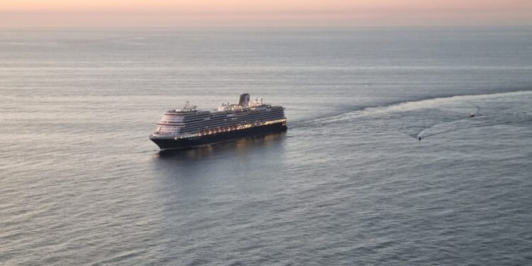 Siete cruceros visitan Mazatlán este mes de mayo