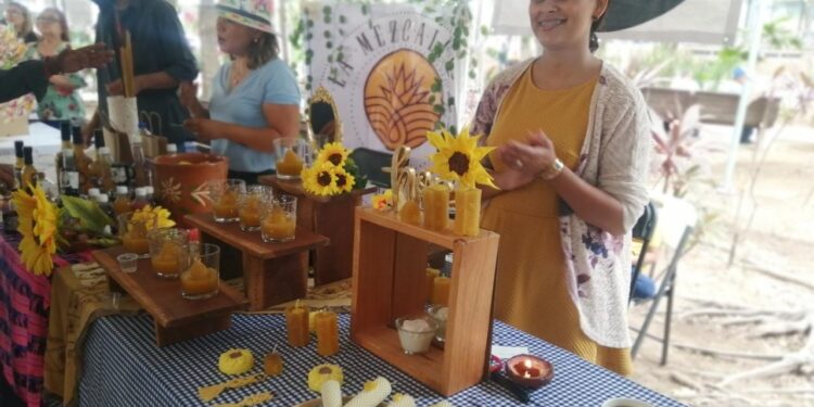 Realizan Expo Apícola en Culiacán