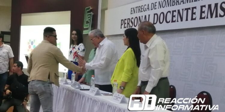 Tienen plaza definitiva 208 maestros del sistema EMSAD