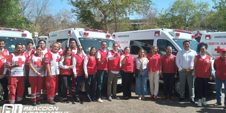 Cruz Roja Sinaloa entregó 4 ambulancias al mismo número de delegaciones