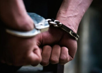 Logra FGE sentencia de 5 años 6 meses para 3 sujetos por robo agravado