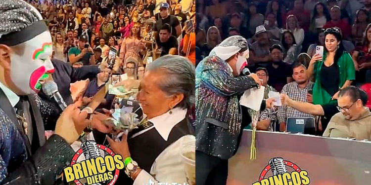 “Háganle la noche a la señora” payaso organiza ‘coperacha’ en palenque y le regala a abuelita 30 mil pesos