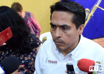 ‘Hay indicadores de repunte, hasta lo vimos con nuestro presidente de la República’; Roy Navarrete