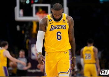 LeBron sugiere su adiós de la NBA: “Siendo honesto, tengo mucho en lo que pensar”