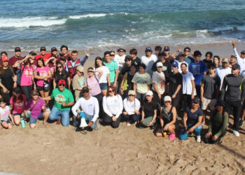 Dependencias de gobierno unen esfuerzos por mantener limpias las playas de Mazatlán