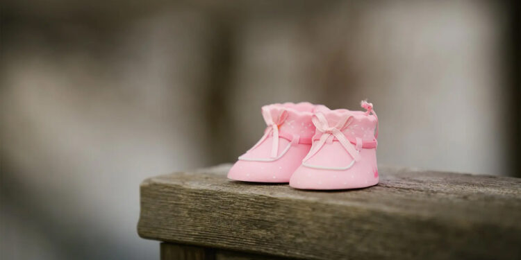 Condenan a 20 años de cárcel a mujer que dejó morir de hambre a su hija de 11 meses en Sinaloa