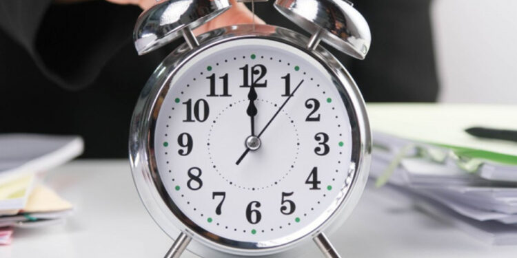 ¿Jornada laboral de más de 12 horas? En este país podría ser posible