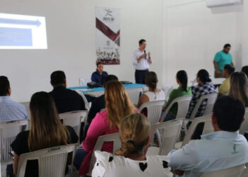 Capacita CEDH a servidores públicos del Gobierno Municipal de Mazatlán