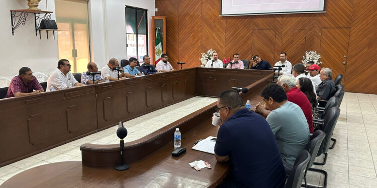 Destacan líderes transportistas mejor acercamiento con el Gobierno Municipal de Mazatlán