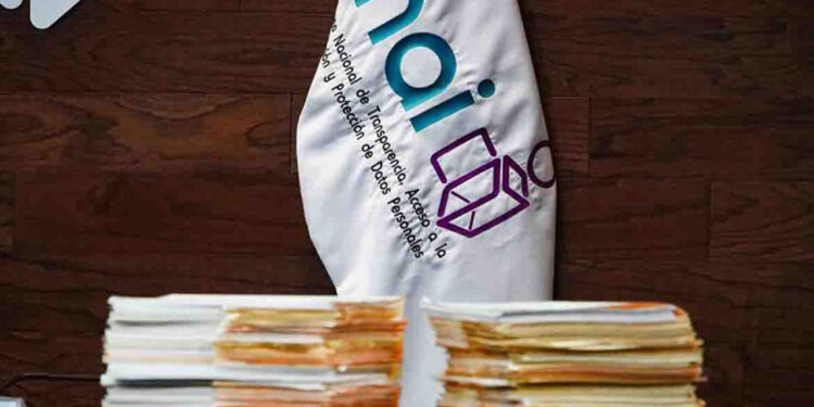 Ordenan al Senado nombrar a comisionado del INAI