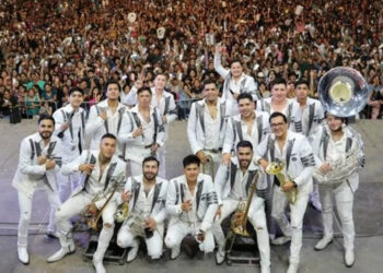 Banda ‘Los Recoditos’ es atacada a balazos en la carretera México-Morelia; descartan heridos