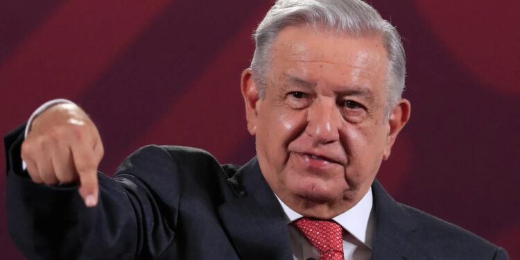 “Hay medios que son fábrica de mentira y manipulación”: López Obrador en el Día Mundial de la Libertad de Prensa