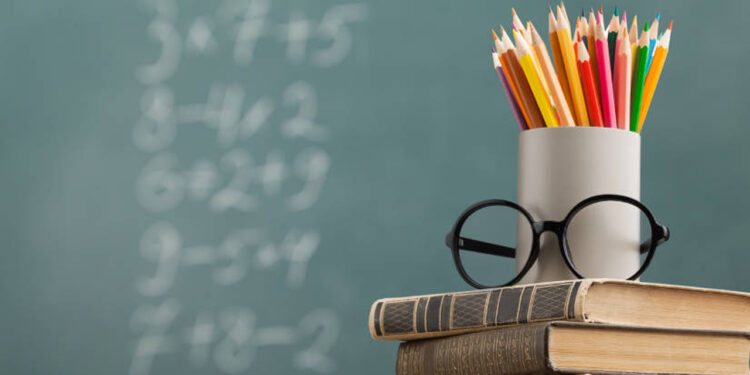 ¿Hay puente el 15 de mayo por el Día del Maestro?