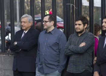 “No son corruptos”. AMLO responde por escándalos de sus hijos