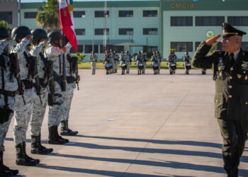 Acude Rocha a cambio de mando en la Guardia Nacional