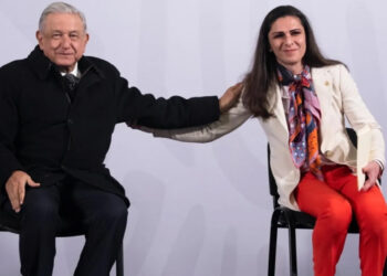 AMLO defiende a Ana Gabriela Guevara tras escándalo de nadadoras: “hay una campaña de desprestigio en su contra”